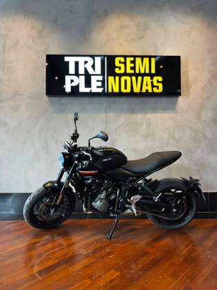 TRIUMPH TRIDENT 660 TRIUMPH TRIDENT 660